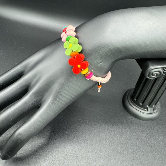 New Girls Multicolored Wood Flower Beads Adjustable Twine Friendship Bracelet - Picture 4 of 6